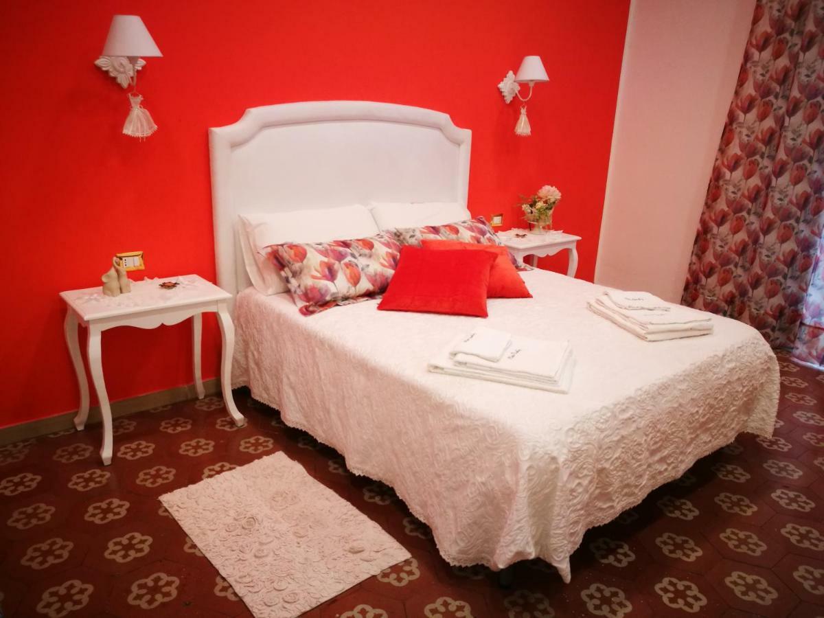 B&B Resta Cu Mme Napoli Ngoại thất bức ảnh