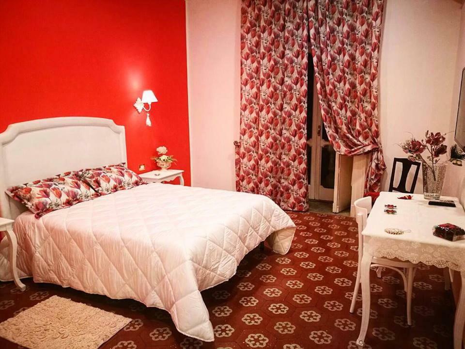 B&B Resta Cu Mme Napoli Ngoại thất bức ảnh