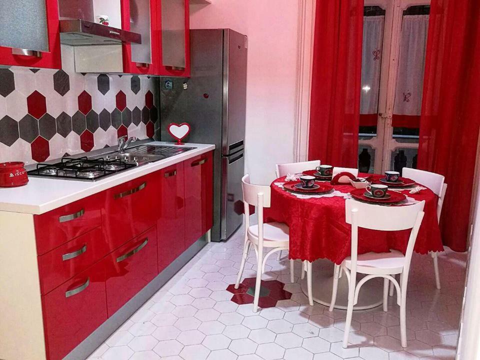 B&B Resta Cu Mme Napoli Ngoại thất bức ảnh